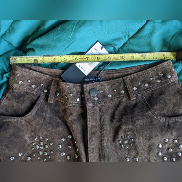 Driftwood suede shorts - Picture 4 of 6
